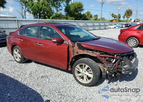 2015 Nissan Altima 2.5 from USA, damaged, VIN 1N4AL3AP4FN352881
